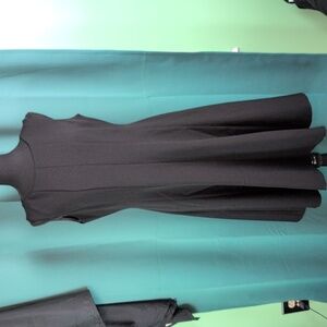 Black Label By Evan-Picone Dress. Size 6. NWT